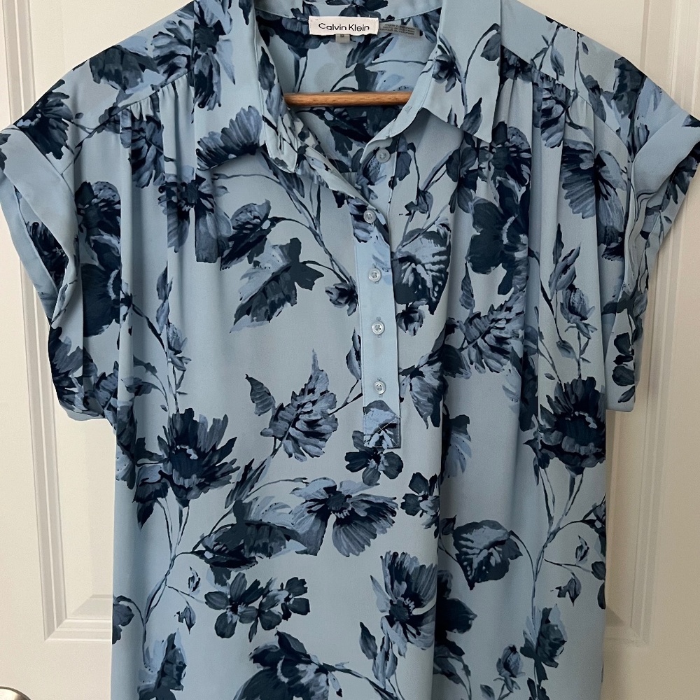 Calvin Klein Women's Printed Blouse